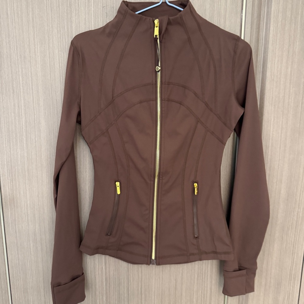 Lululemon Women's Brown Zip-Up Activewear - Picture 5 of 11